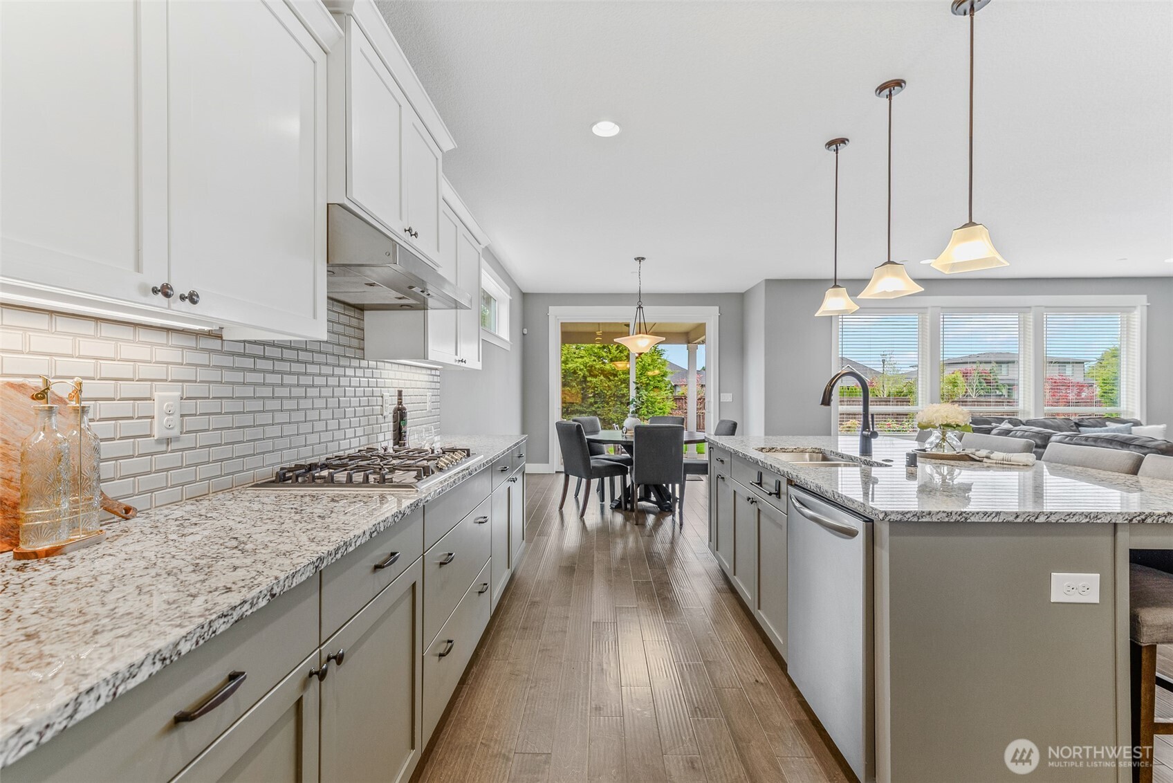 8104 NE 185th Avenue , Vancouver, WA 98682