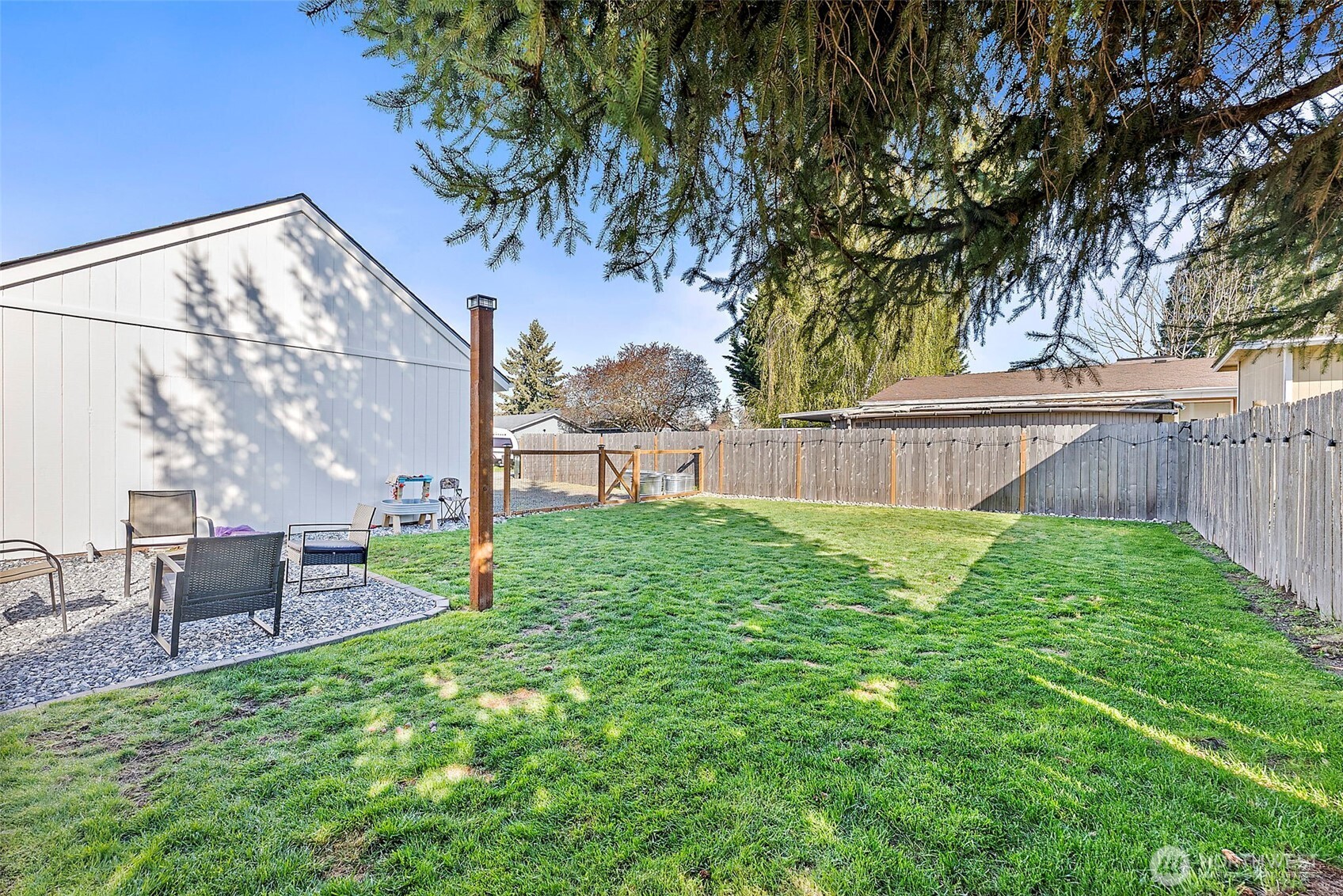 713 4th Avenue SW, Puyallup, WA 98371