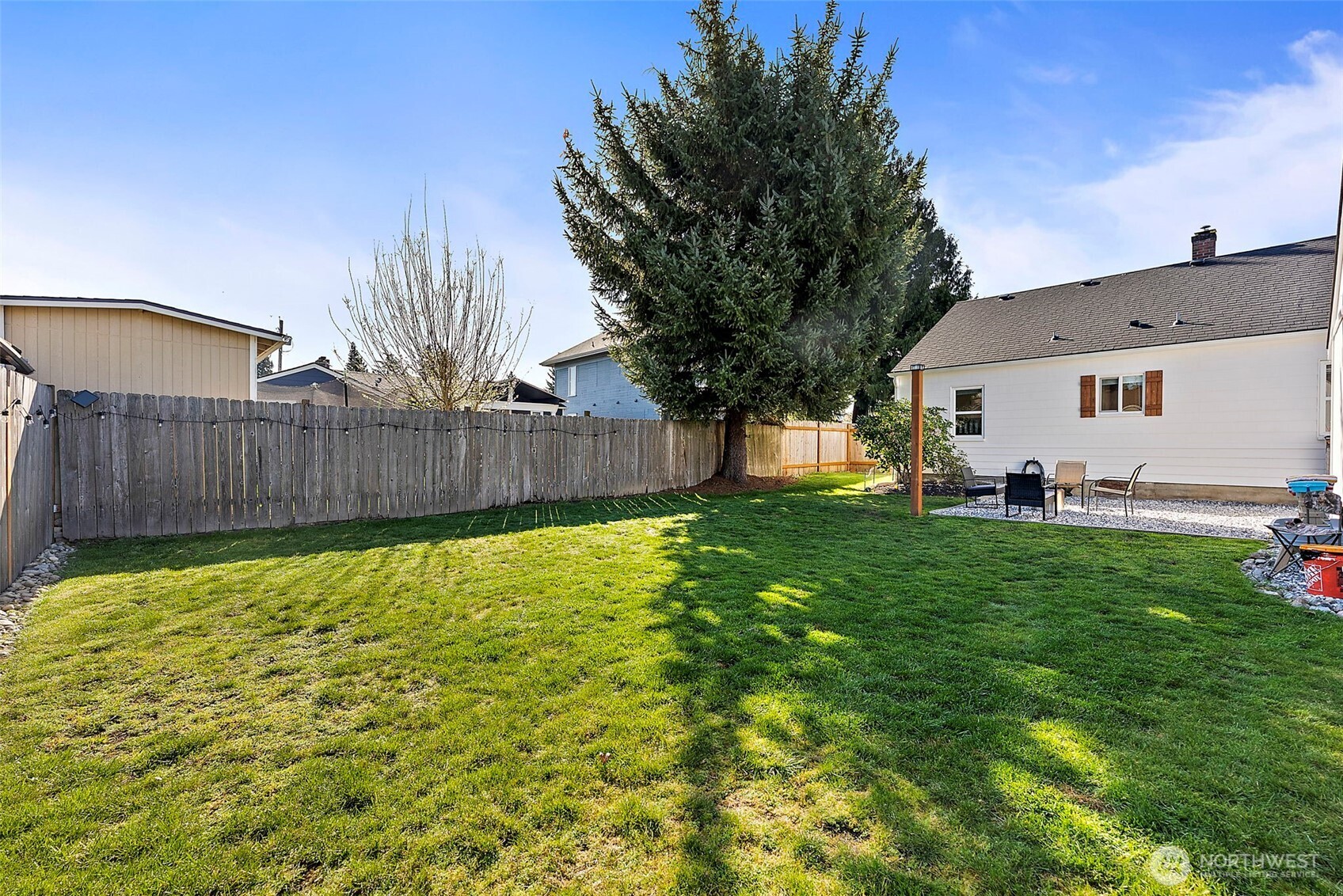 713 4th Avenue SW, Puyallup, WA 98371