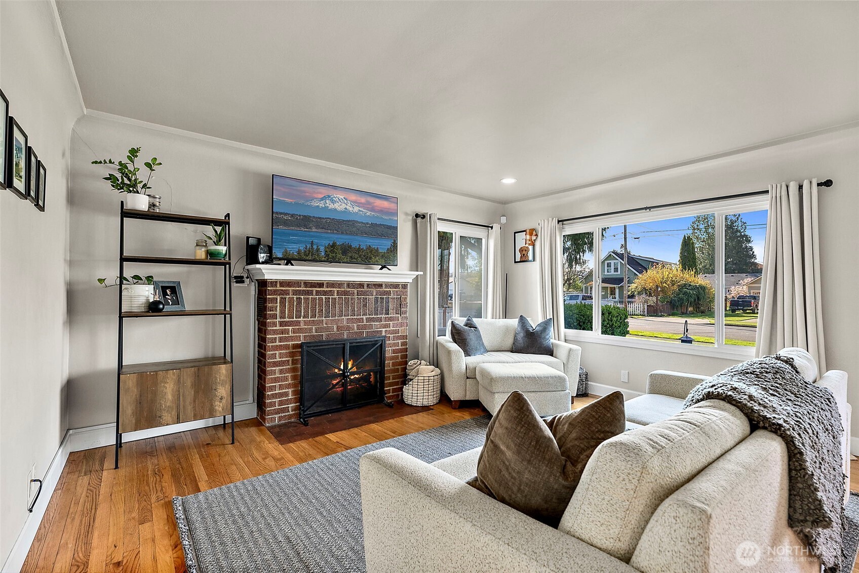 713 4th Avenue SW, Puyallup, WA 98371