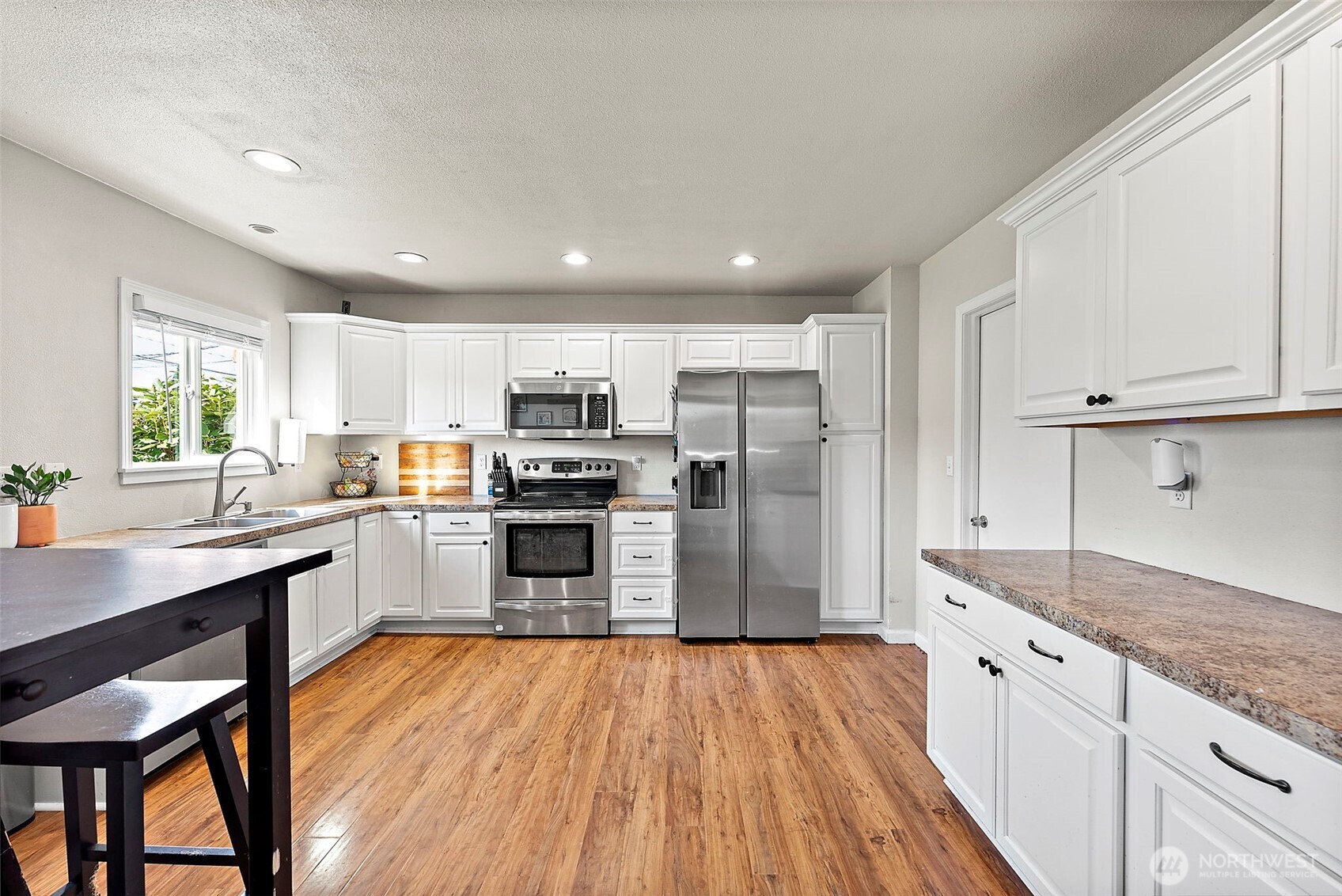 713 4th Avenue SW, Puyallup, WA 98371