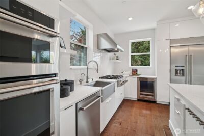 13643 SE 10th Street SE, Bellevue, WA 98005 - Photo 13
