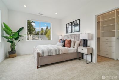 13643 SE 10th Street SE, Bellevue, WA 98005 - Photo 15