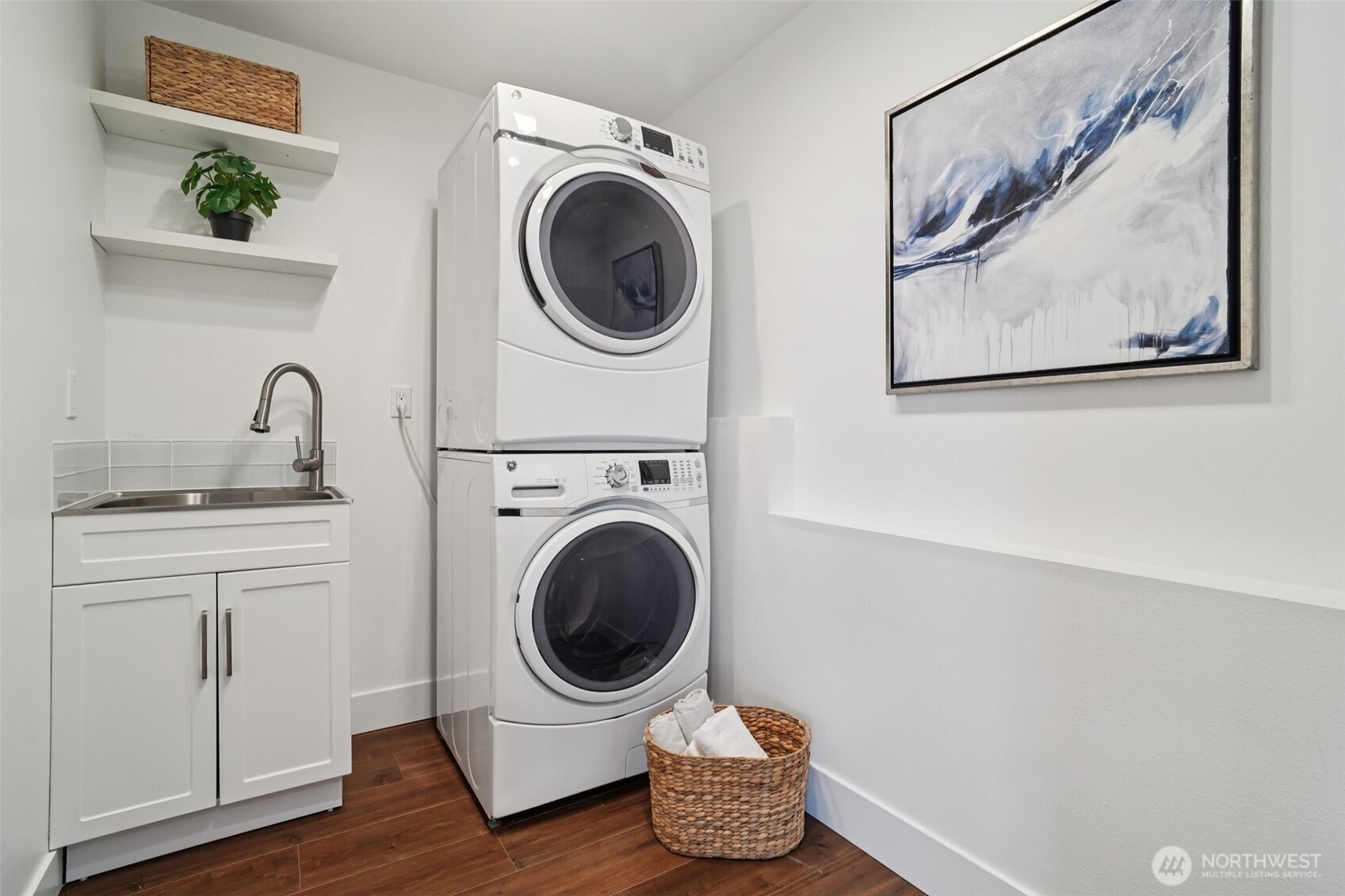 13643 SE 10th Street SE, Bellevue, WA 98005