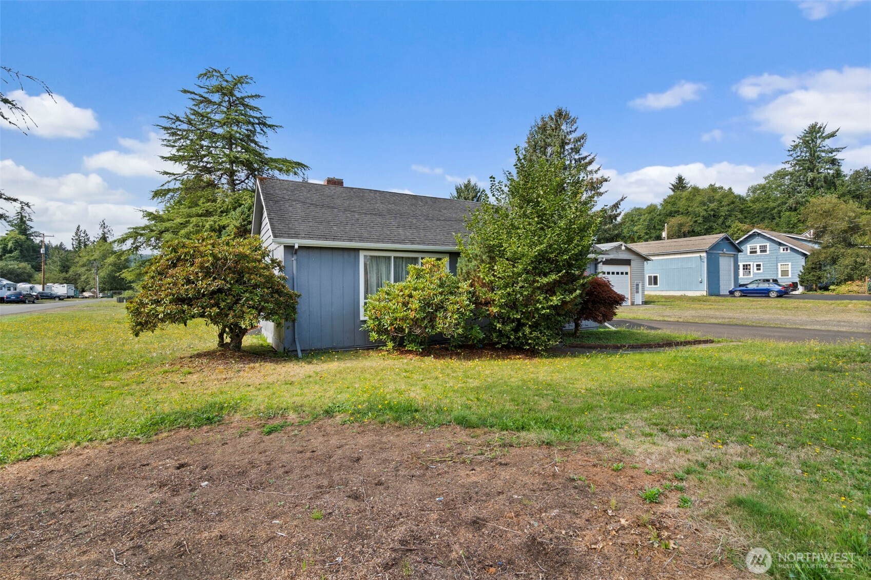 1206 W 4th Street , South Bend, WA 98586