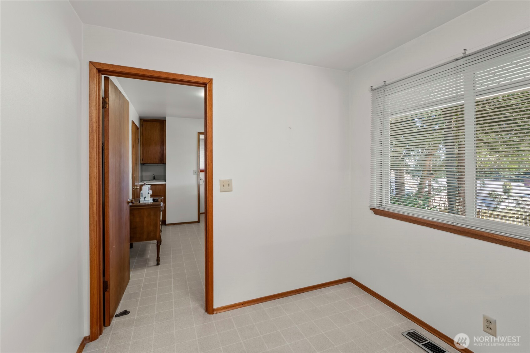 4439 S 170th Street , SeaTac, WA 98188