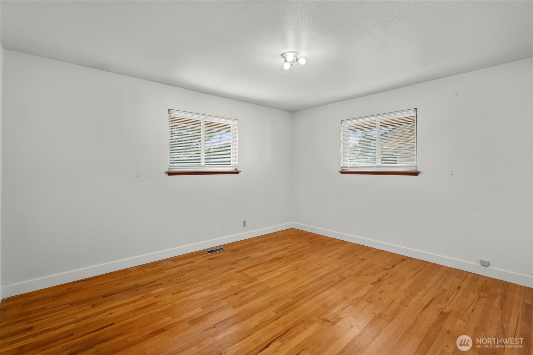 4439 S 170th Street , SeaTac, WA 98188
