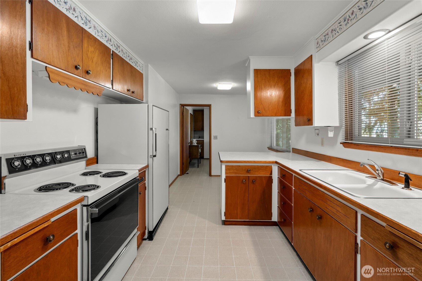 4439 S 170th Street , SeaTac, WA 98188