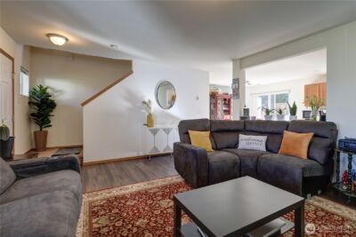 29704 SE 217th pl se , Kent, WA 98042 - Photo 3