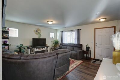 29704 SE 217th pl se , Kent, WA 98042 - Photo 4