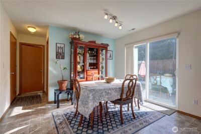 29704 SE 217th pl se , Kent, WA 98042 - Photo 6