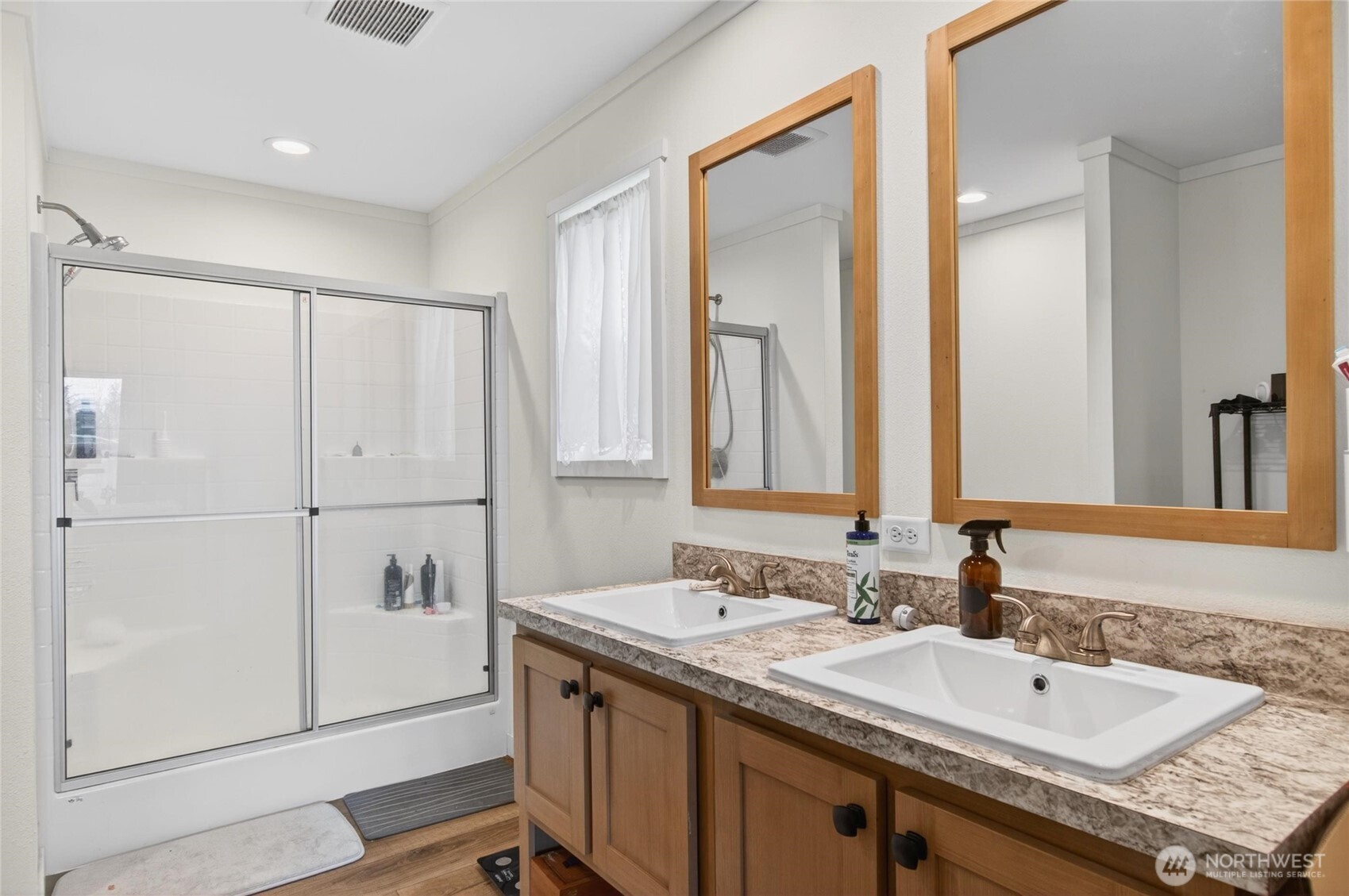 1369 Centralia Alpha Road , Chehalis, WA 98532