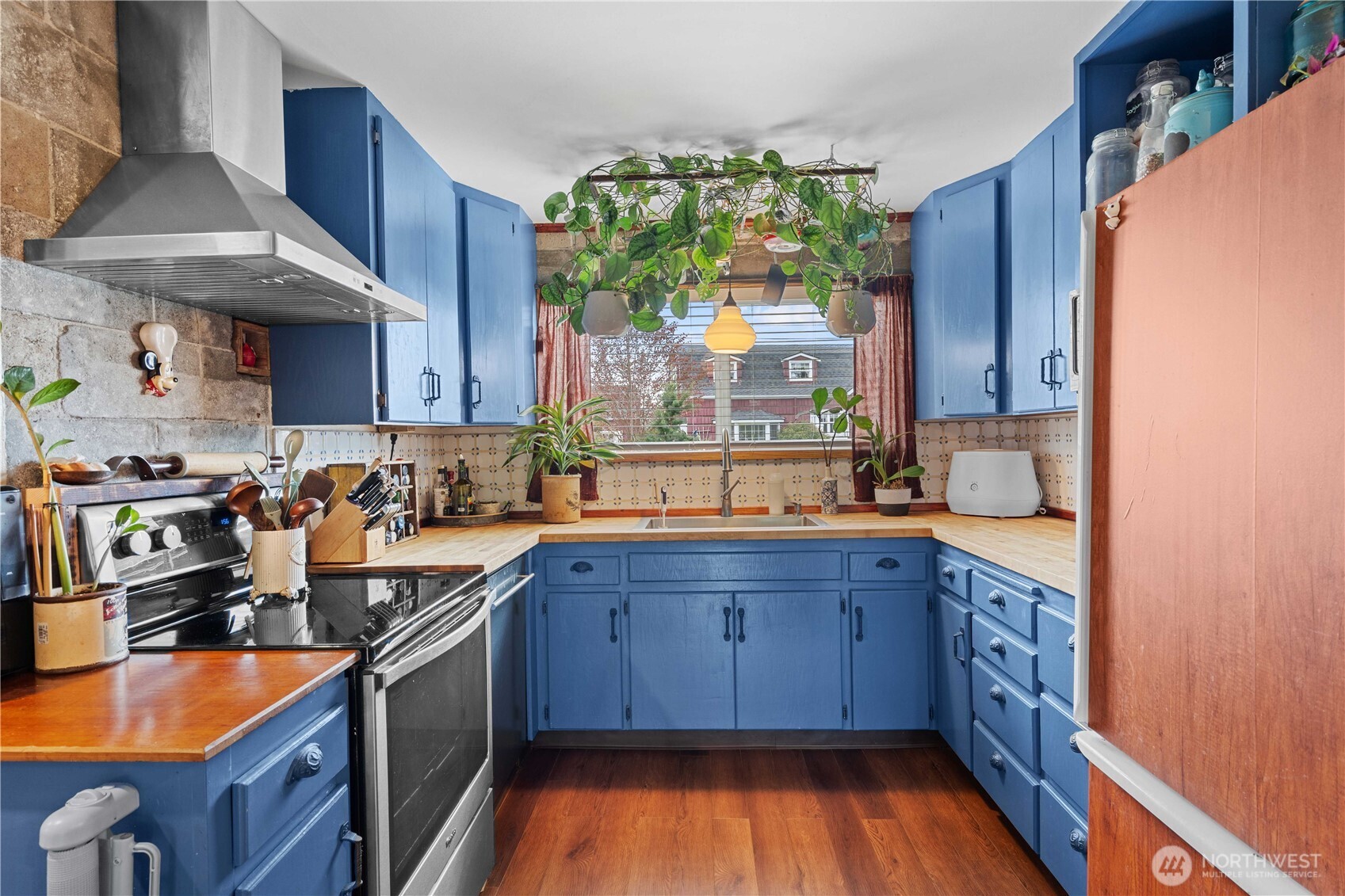 2036 Tacoma Road , Puyallup, WA 98371