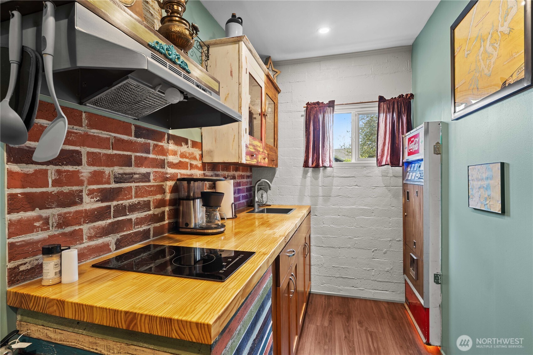 2036 Tacoma Road , Puyallup, WA 98371