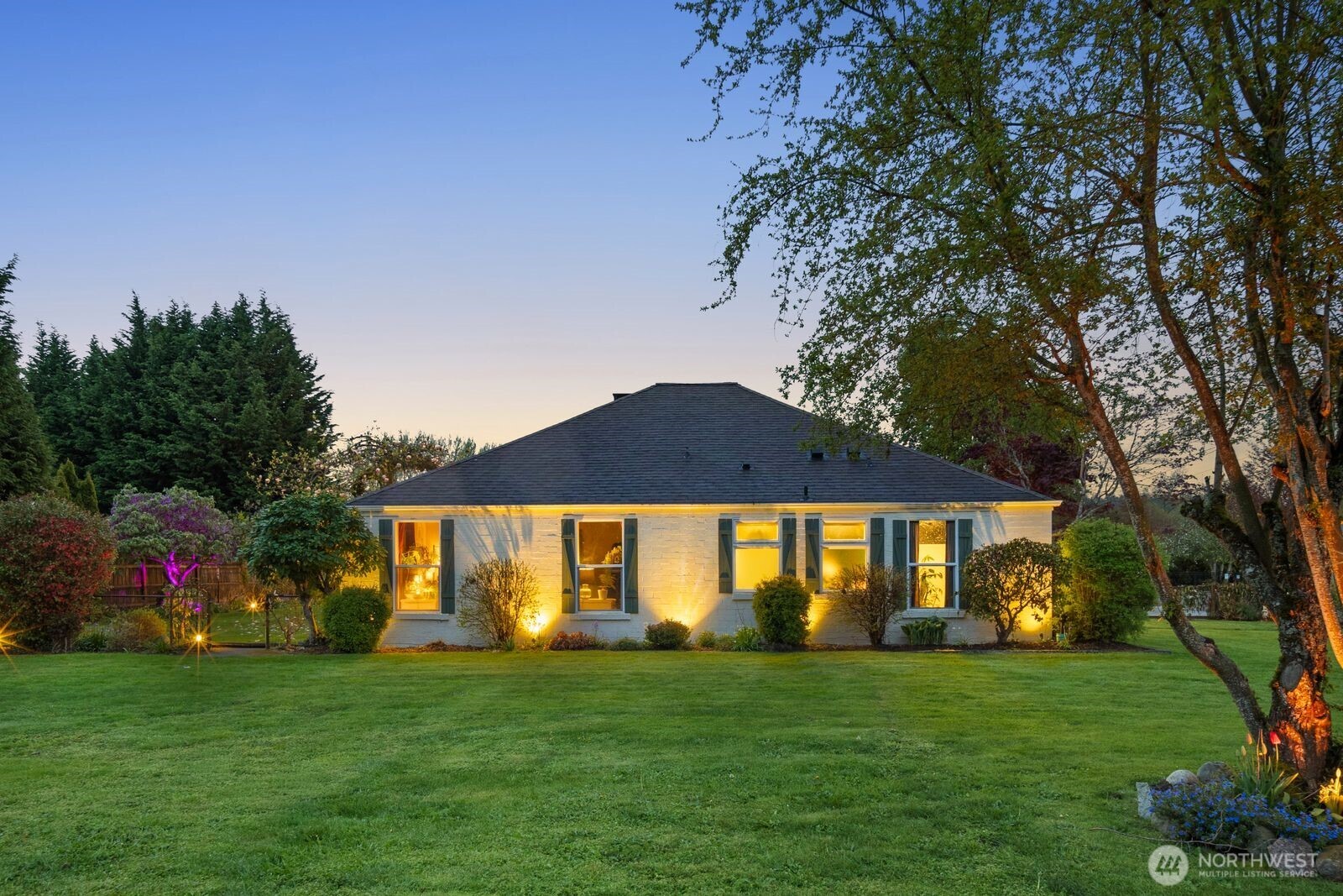 2036 Tacoma Road , Puyallup, WA 98371