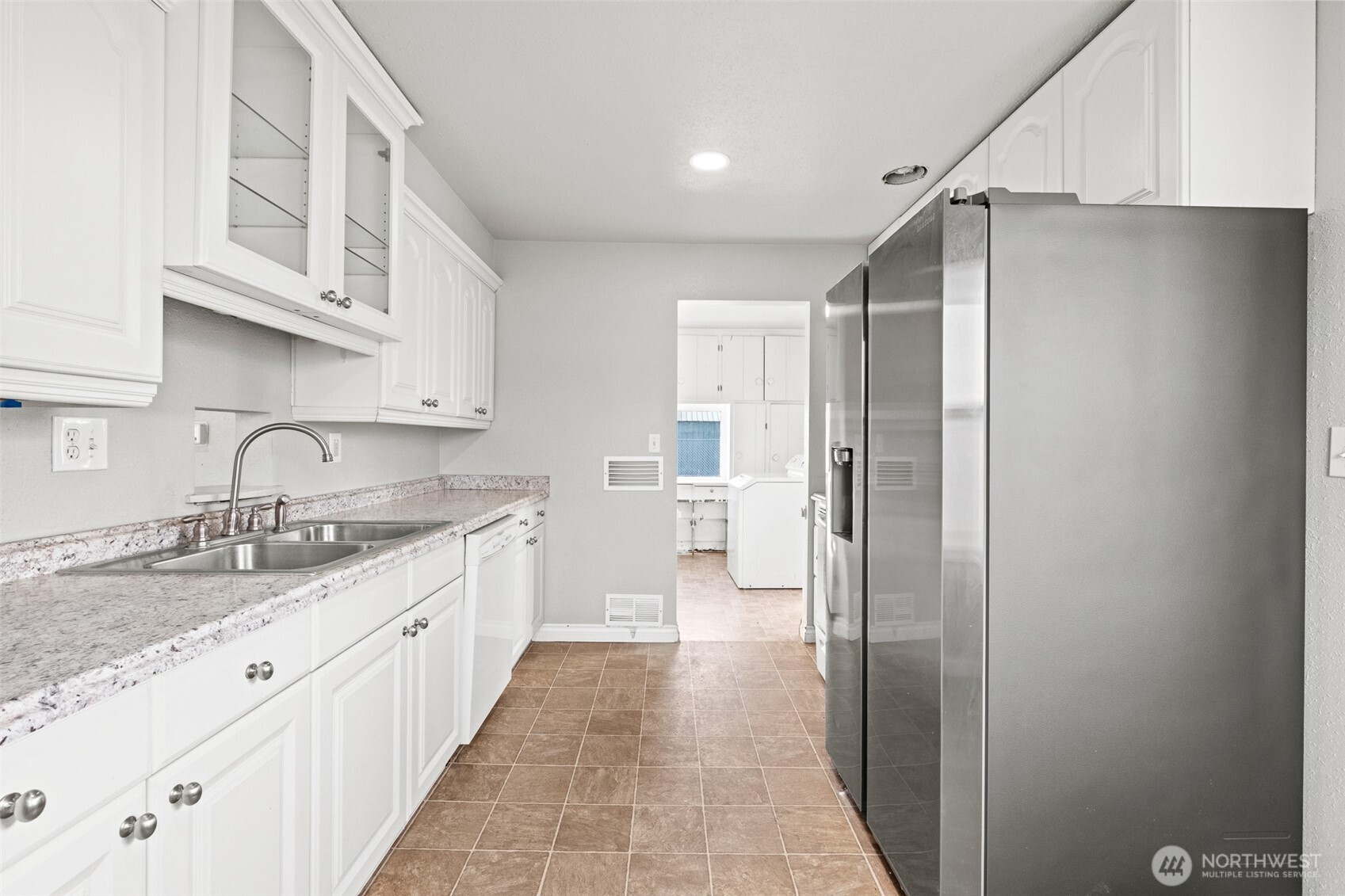 112 E Street NE, Ephrata, WA 98823