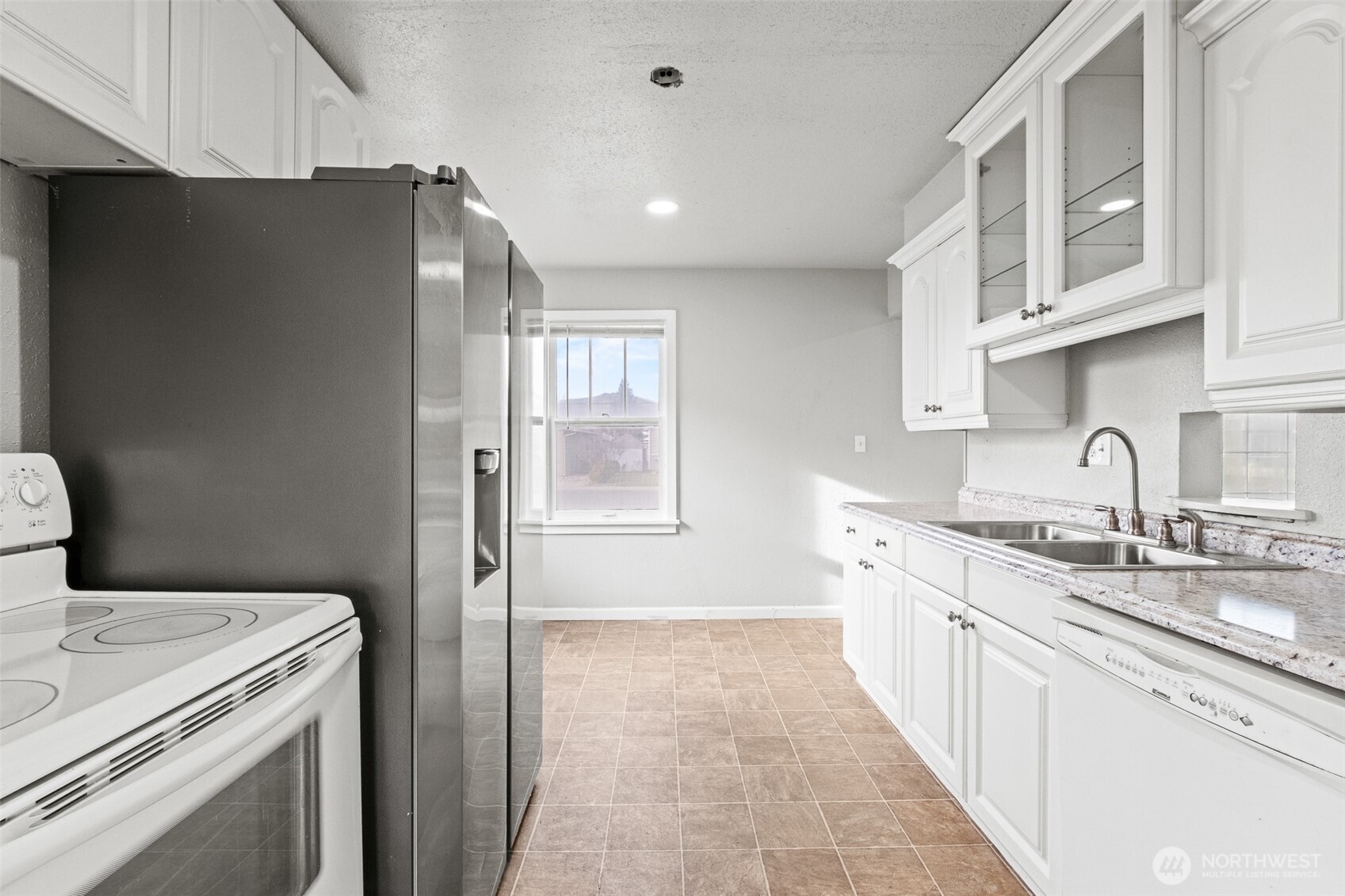 112 E Street NE, Ephrata, WA 98823