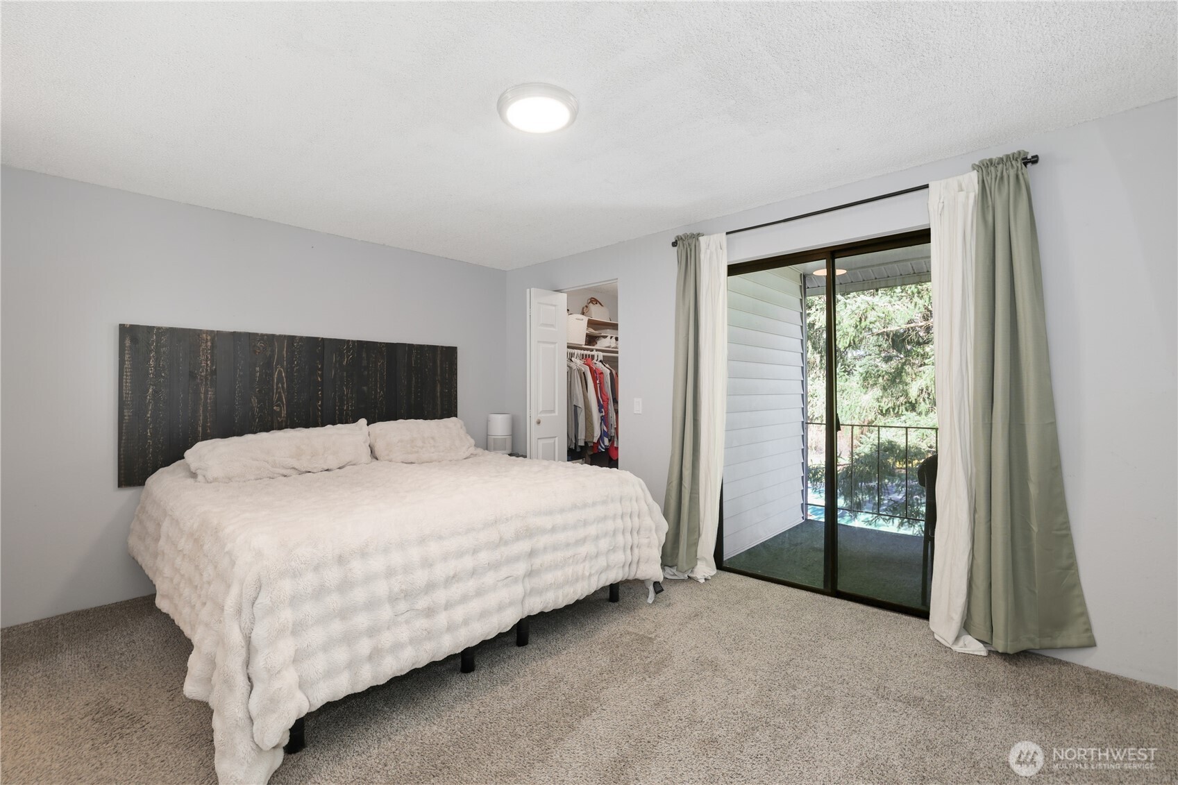 1812 SW 318th Place #28D, Federal Way, WA 98023