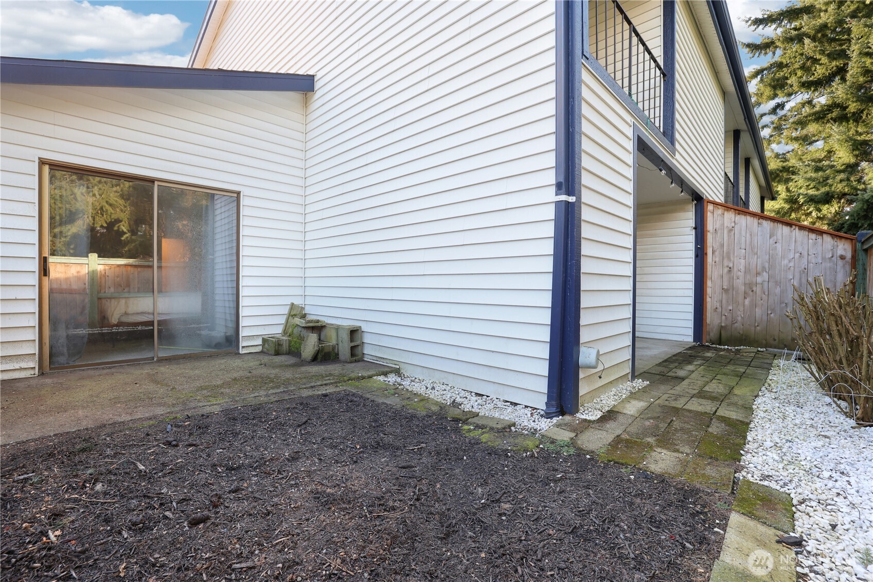 1812 SW 318th Place #28D, Federal Way, WA 98023