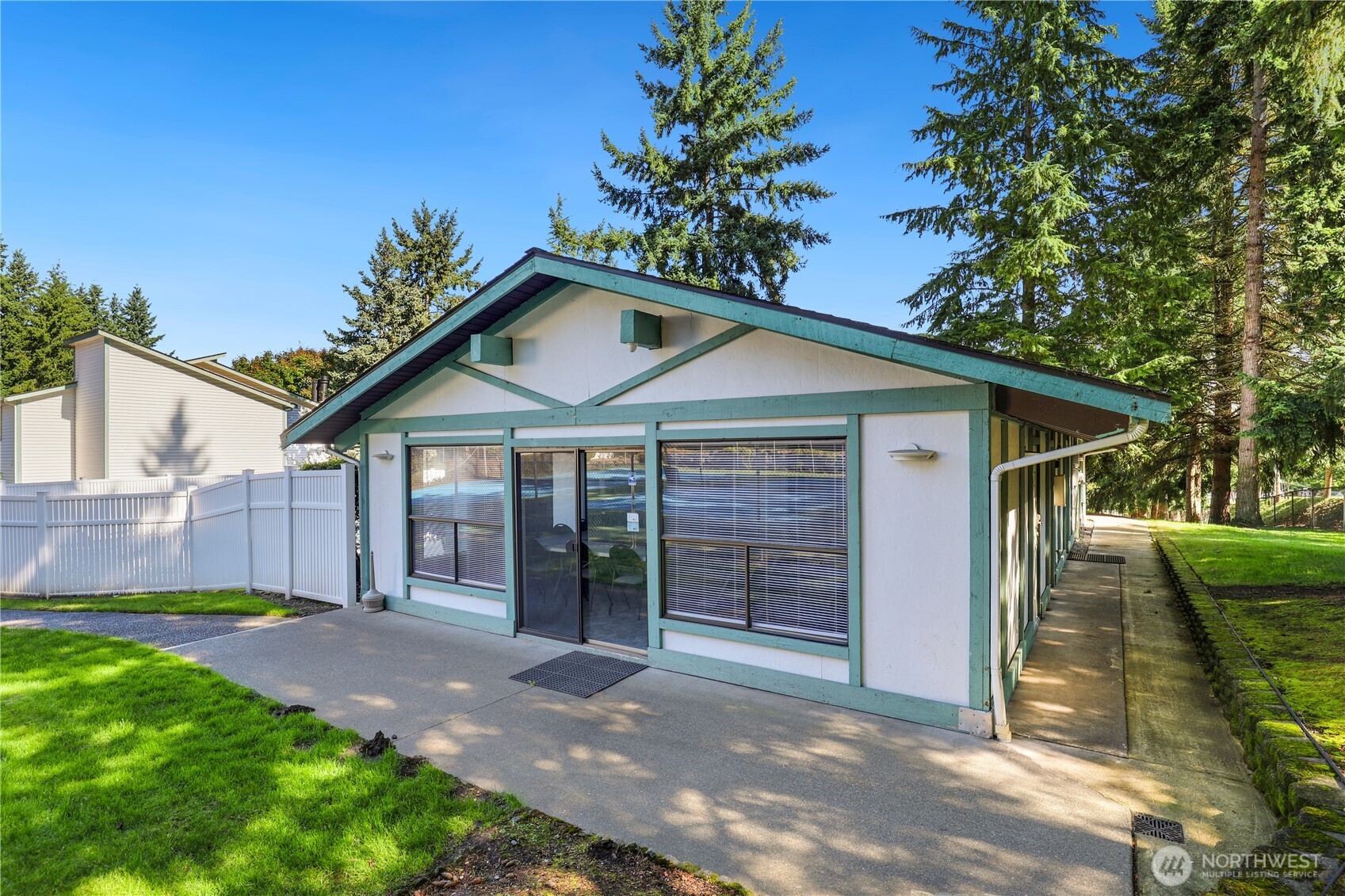 1812 SW 318th Place #28D, Federal Way, WA 98023