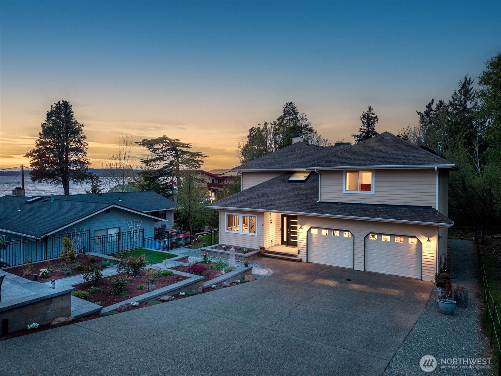 804 S 280th Street , Des Moines, WA 98198