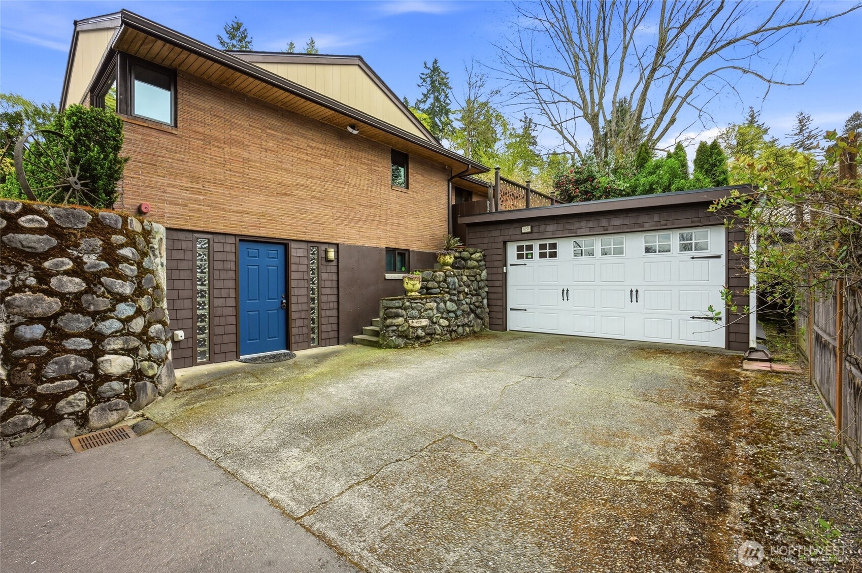 525 Kenosia Avenue S, Kent, WA 98030