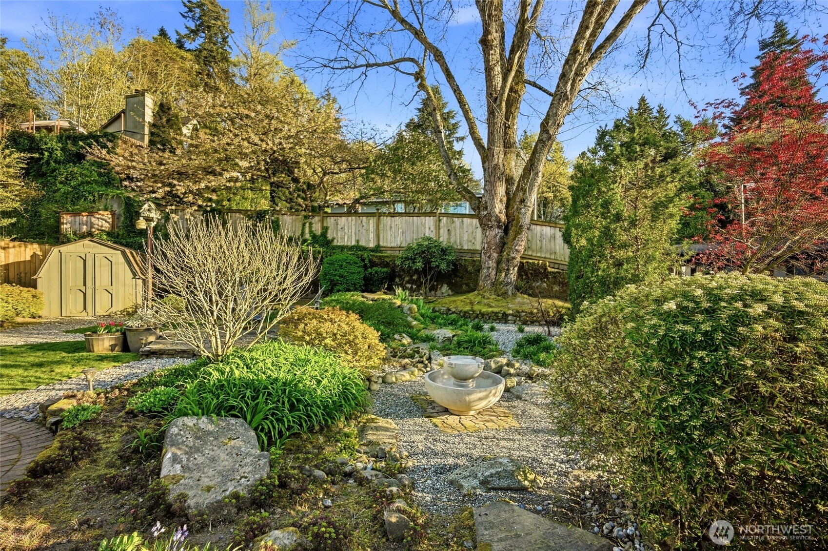 525 Kenosia Avenue S, Kent, WA 98030