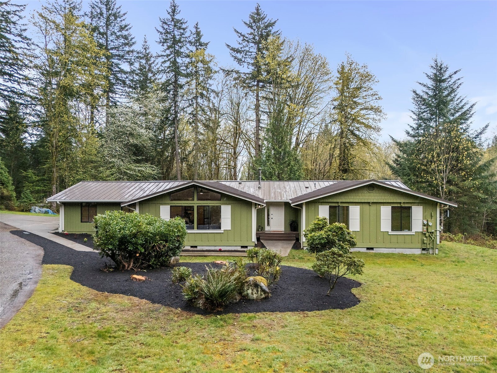 23939 SE 186th Street , Maple Valley, WA 98038
