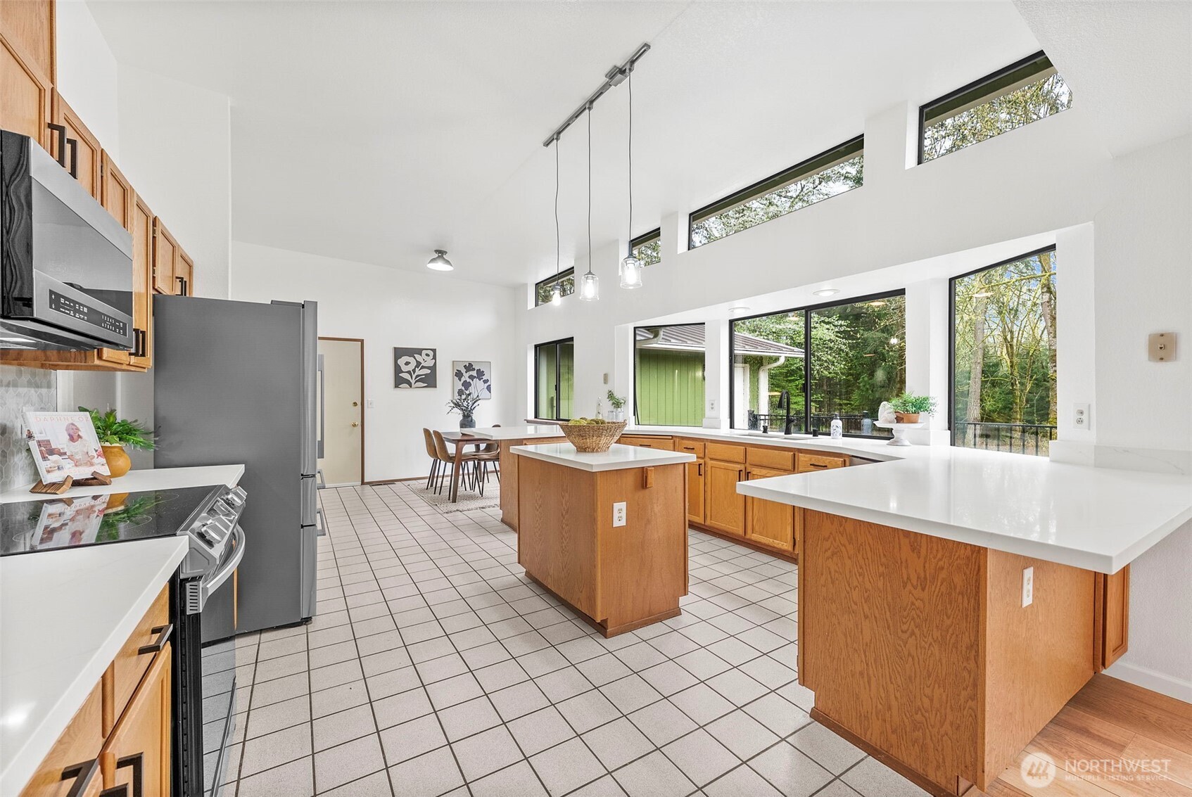 23939 SE 186th Street , Maple Valley, WA 98038