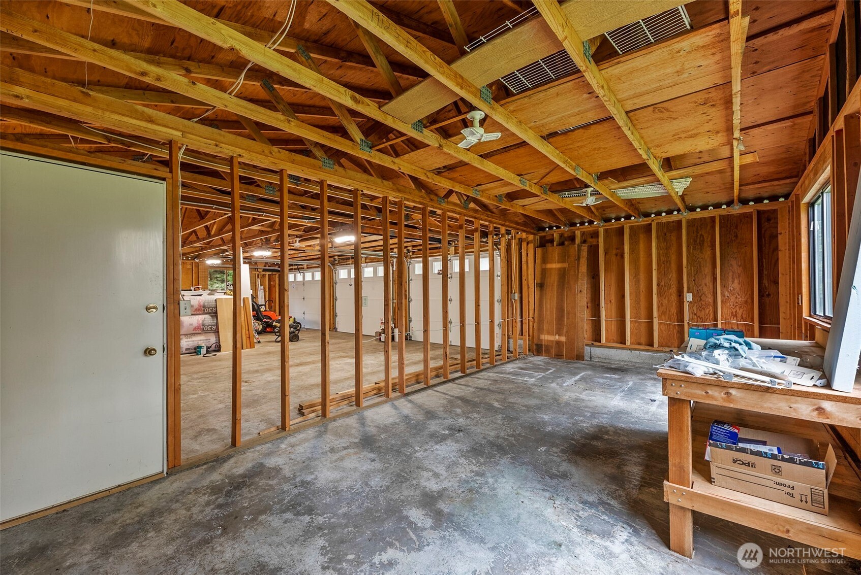 23939 SE 186th Street , Maple Valley, WA 98038