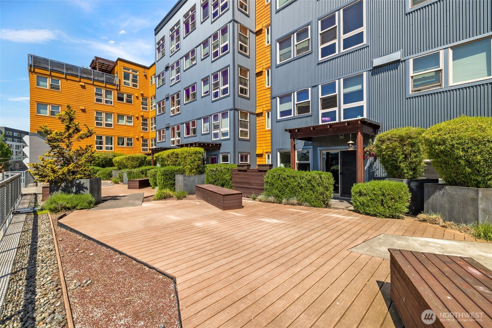 827 Hiawatha Place S #515, Seattle, WA 98144