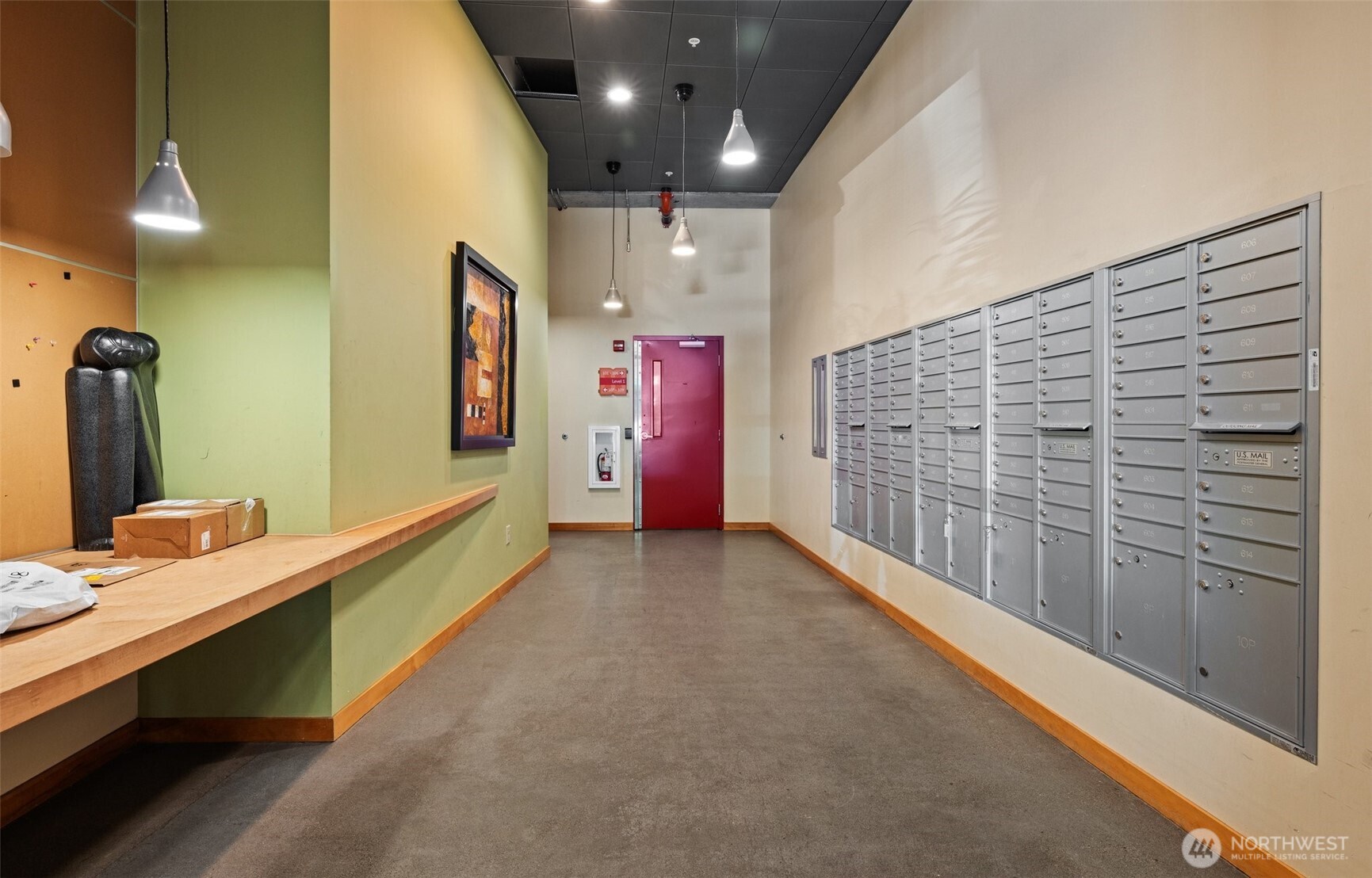827 Hiawatha Place S #515, Seattle, WA 98144