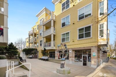 2901 NE Blakeley Street #104, Seattle, WA 98105-3160