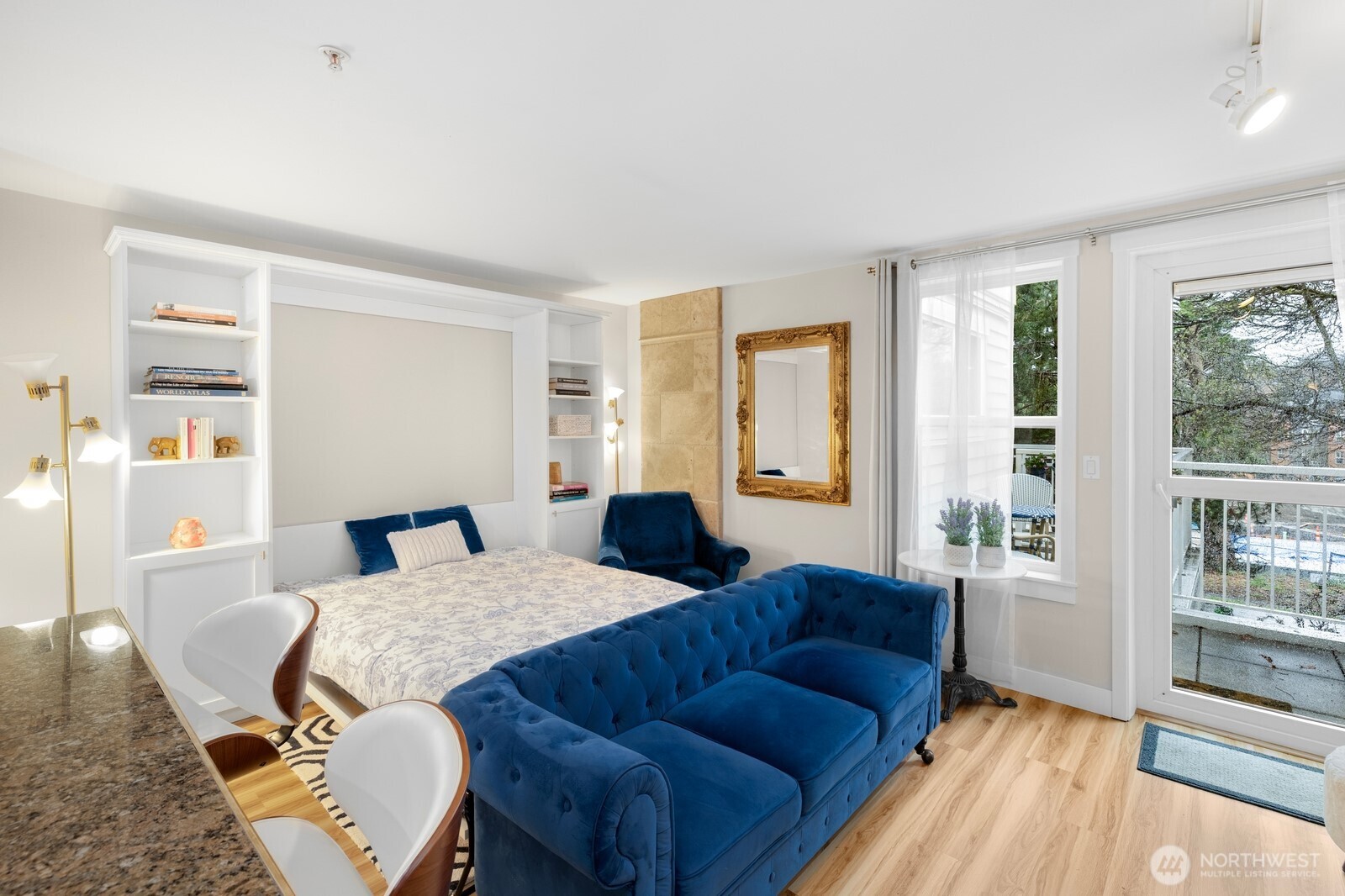 2901 NE Blakeley Street #104, Seattle, WA 98105-3160