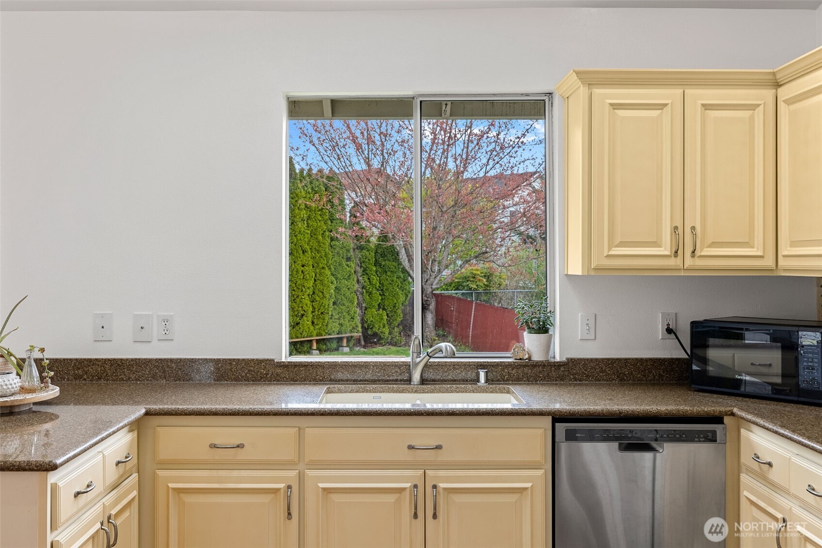 2515 98th Street SE, Everett, WA 98208-2921