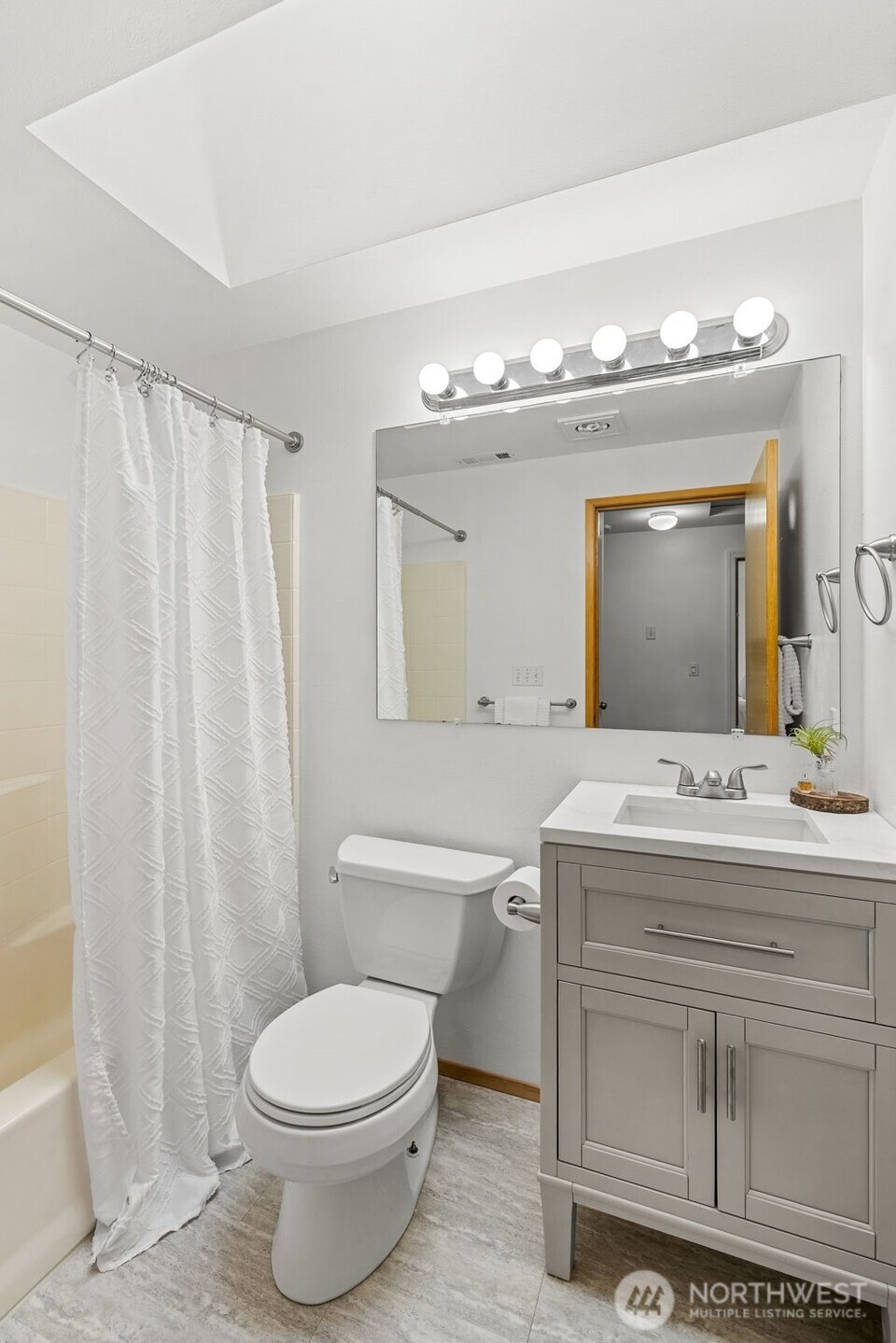 2515 98th Street SE, Everett, WA 98208-2921