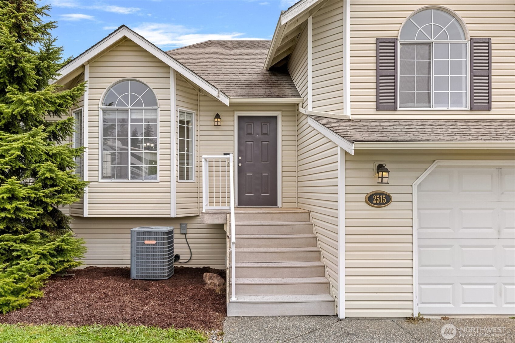2515 98th Street SE, Everett, WA 98208-2921