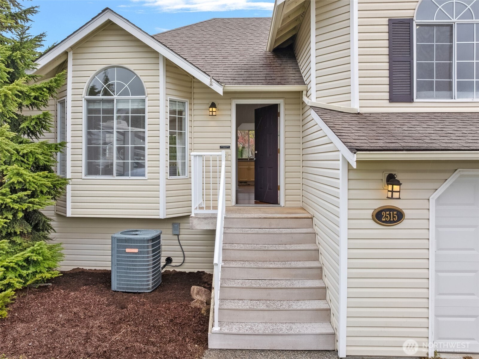 2515 98th Street SE, Everett, WA 98208-2921