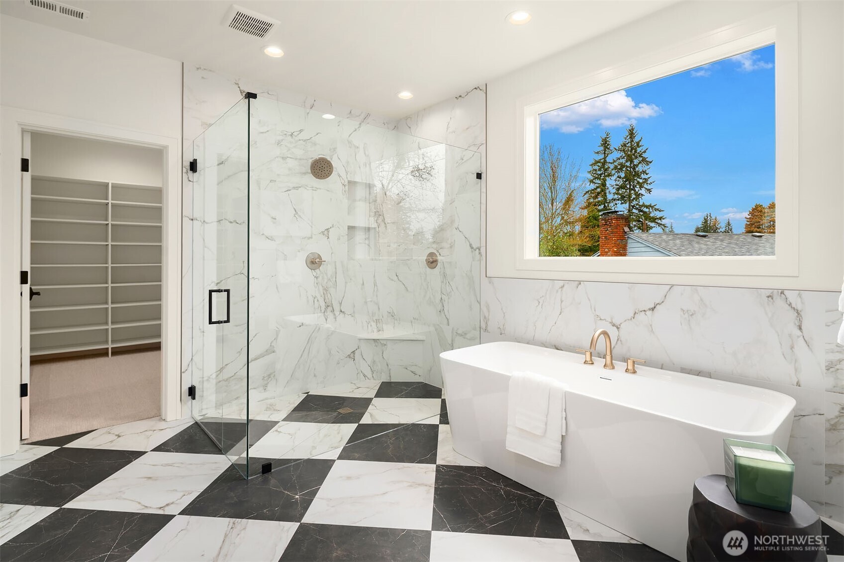 138 159th Place SE, Bellevue, WA 98008