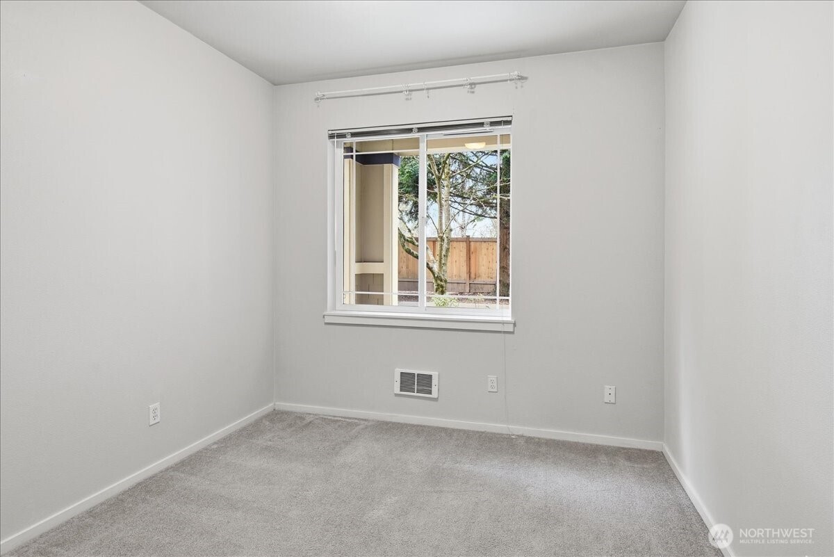 107 164th Street SE #2-103, Bothell, WA 98012