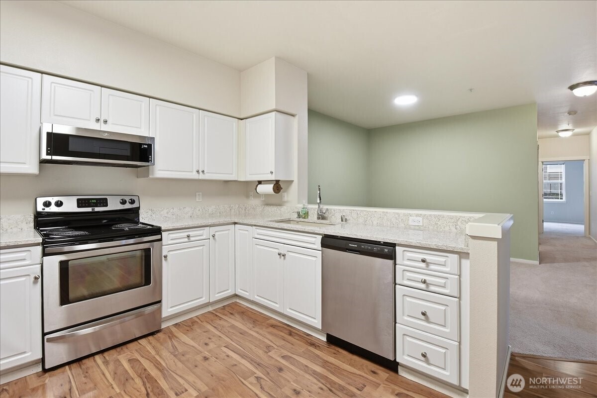 107 164th Street SE #2-103, Bothell, WA 98012