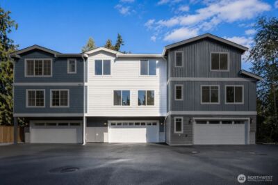 19505 Damson Road #C2, Lynnwood, WA 98036
