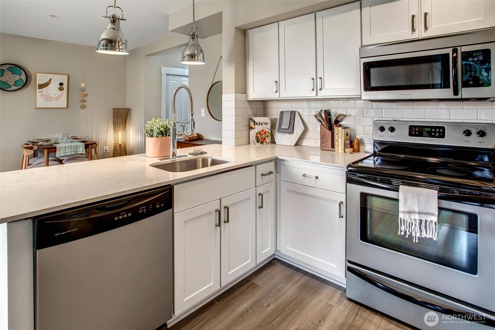 11415 Slater Avenue NE #310, Kirkland, WA 98033