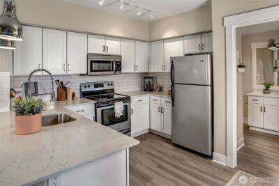 11415 Slater Avenue NE #310, Kirkland, WA 98033 - Photo 16