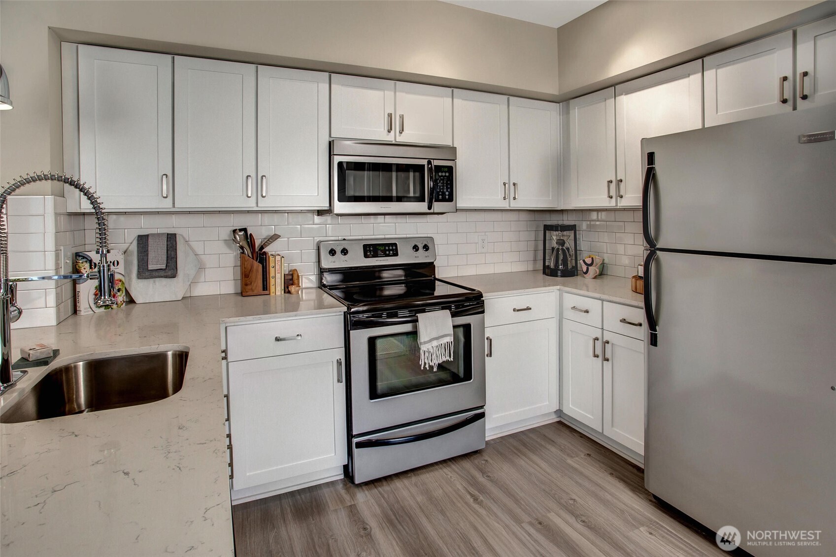 11415 Slater Avenue NE #310, Kirkland, WA 98033