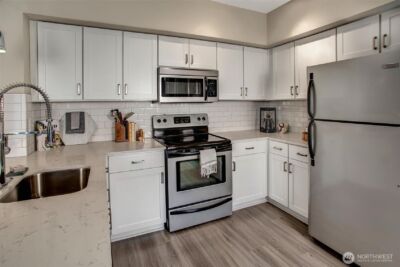 11415 Slater Avenue NE #310, Kirkland, WA 98033 - Photo 10