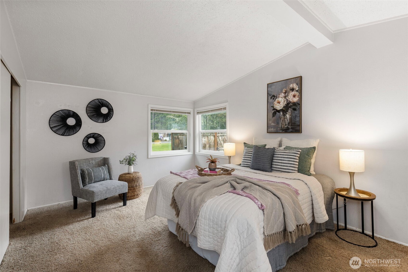 1919 SE Richmond Lane , Port Orchard, WA 98367