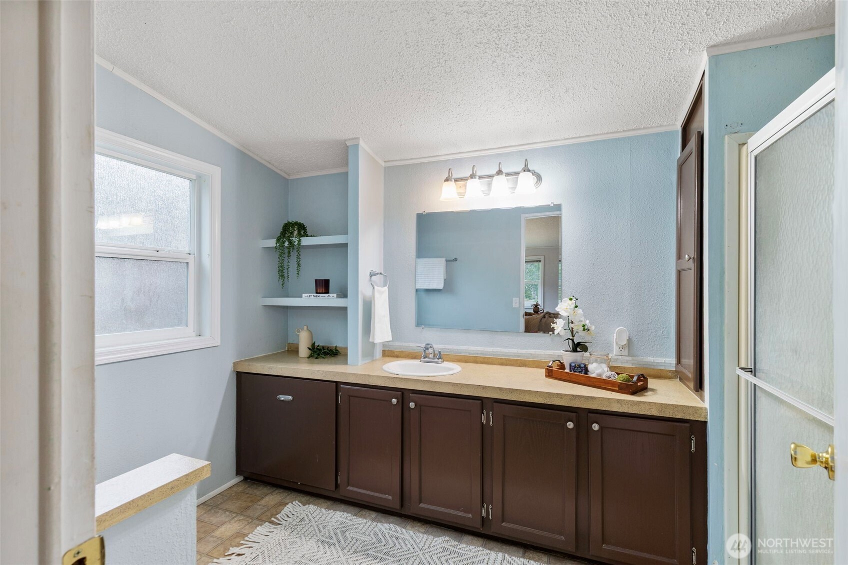 1919 SE Richmond Lane , Port Orchard, WA 98367