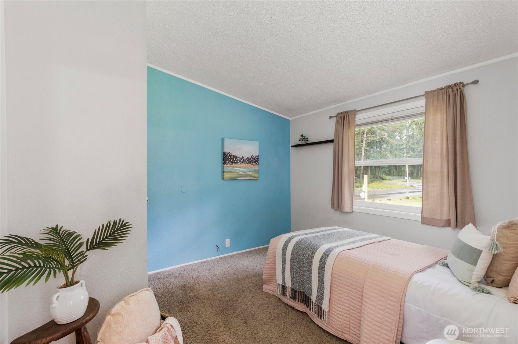 1919 SE Richmond Lane , Port Orchard, WA 98367