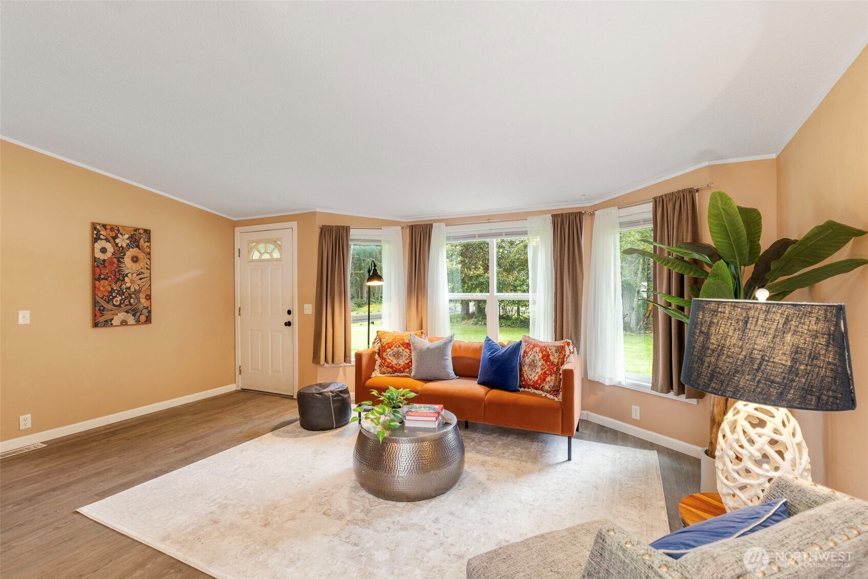 1919 SE Richmond Lane , Port Orchard, WA 98367
